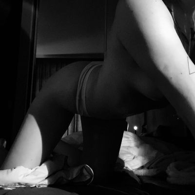 Анкета шлюхи (20 лет), секс в Симферополе (Пр-т Победы)